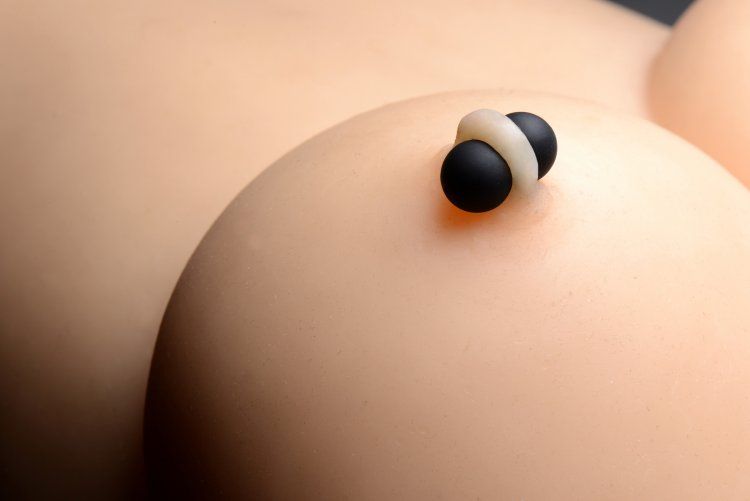 Nipple Play MASTER SERIES | Sin Spheres Silicone Magnetic Balls - Black    | Awaken My Sexuality