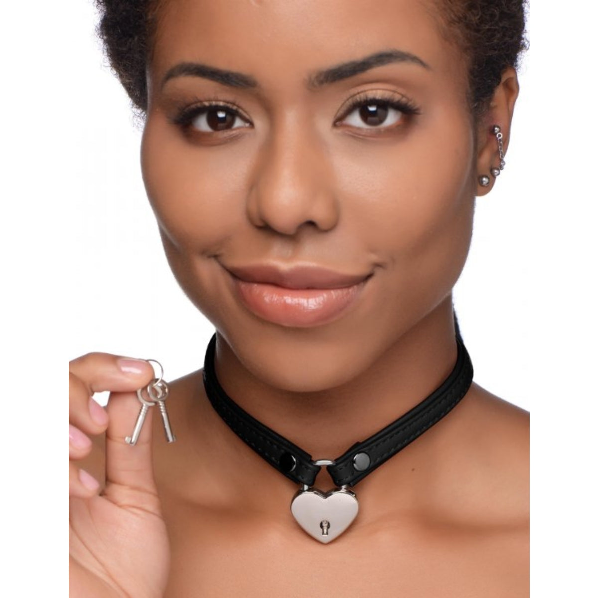 Collars And Leashes Master Series | Heart Lock Choker With Keys - Black    | Awaken My Sexuality